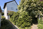 Mehrfamilienhaus in ruhiger Lage – sanierungsbed. – Neubau Erweiterung nach § 34 (BauGB) möglich - Mehrfamilienhaus, Wohnhaus Trebur | Angebot:26737398